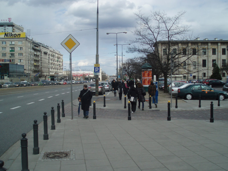 Pracownia TBA - Wyjście ewakuacyjne na Al. Jerozolimskie